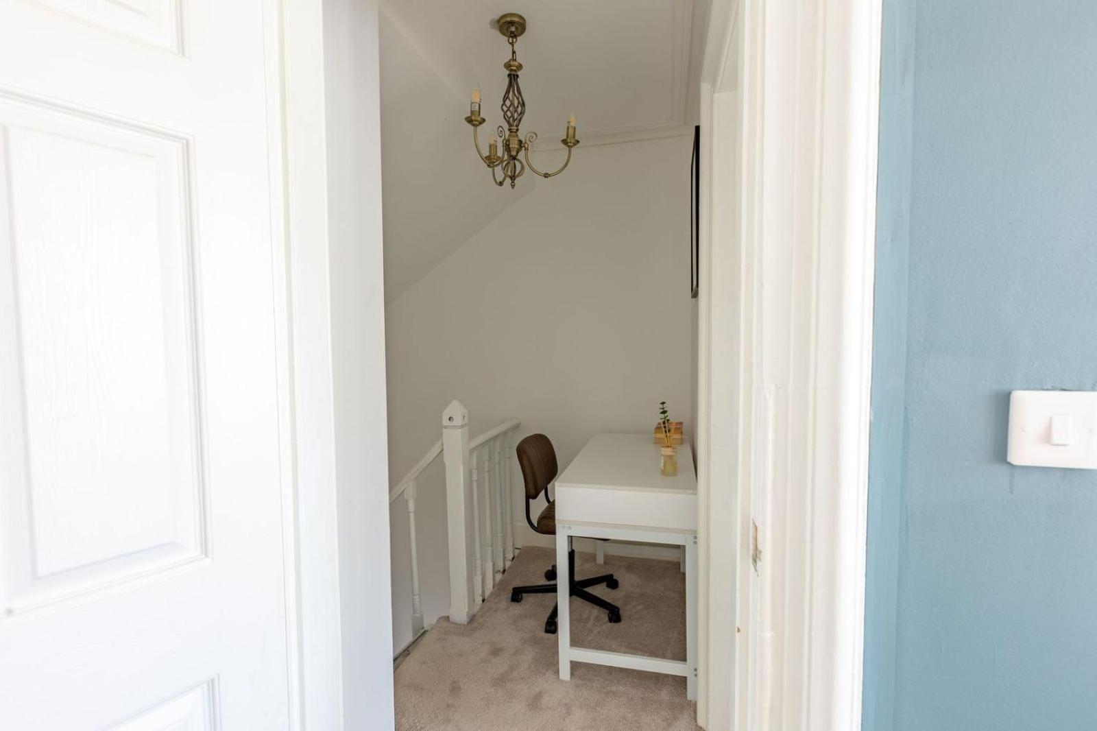 Spacious 3 Bedroom Home In Glasgow - Free Parking Dış mekan fotoğraf